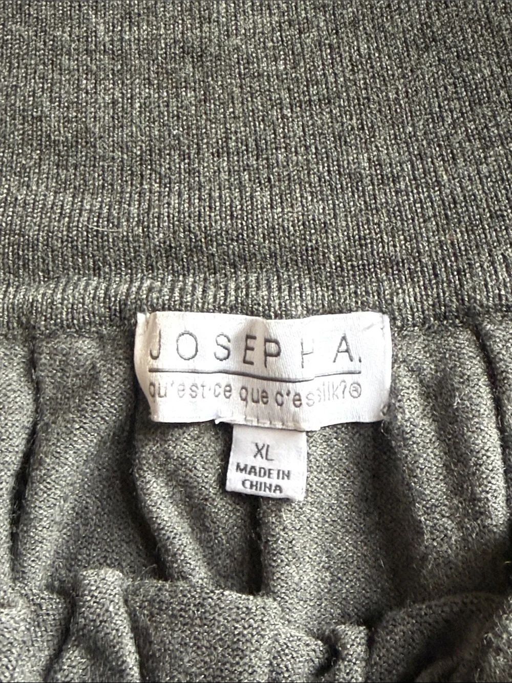 Joseph A. Gray Ribbed-Hem Sweater! - Picture 4 of 9